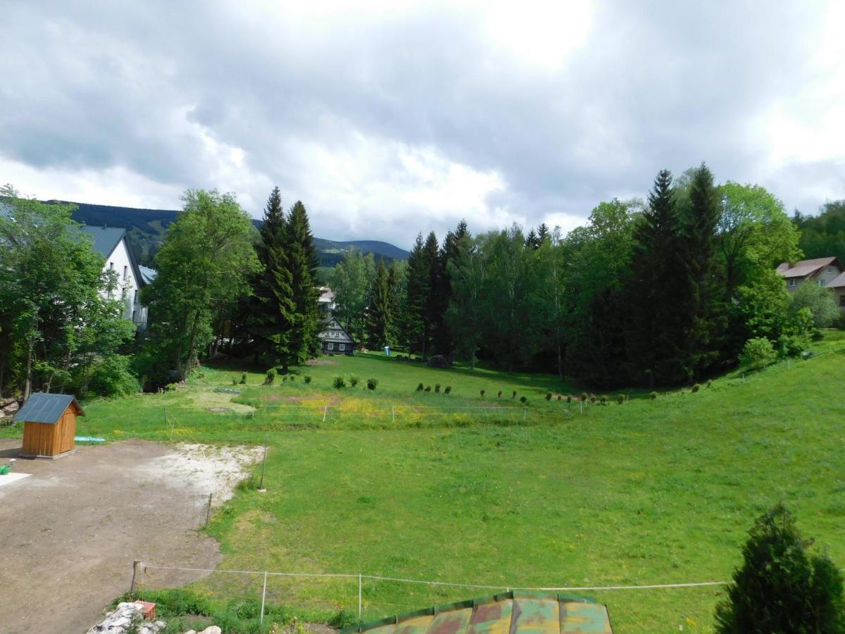 Pension U Mojmira Рокицани Экстерьер фото