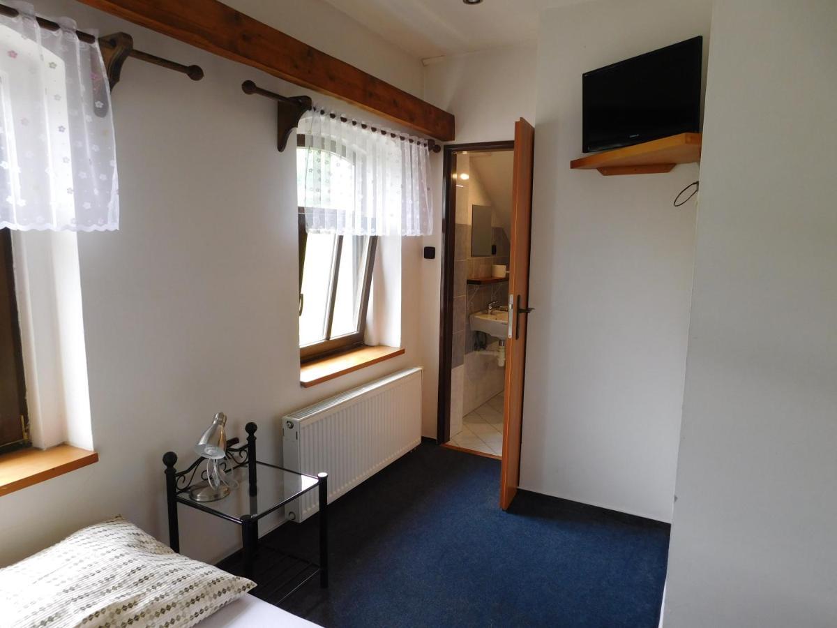 Pension U Mojmira Рокицани Экстерьер фото